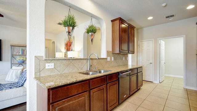 Building Photo - 26207 Lost Creek Way