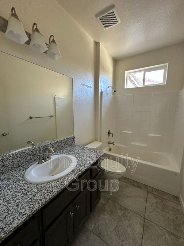 Building Photo - 3208 N Rova Ct
