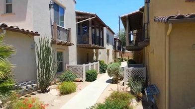 Building Photo - 238 Paseo Bravo