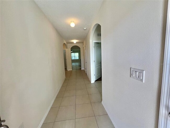 Building Photo - 1512 Diamond Loop Dr
