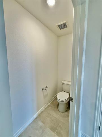 Building Photo - 409 Loch Dr