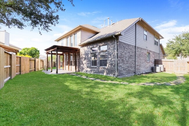 Building Photo - 20836 Sheridan Heights Ln