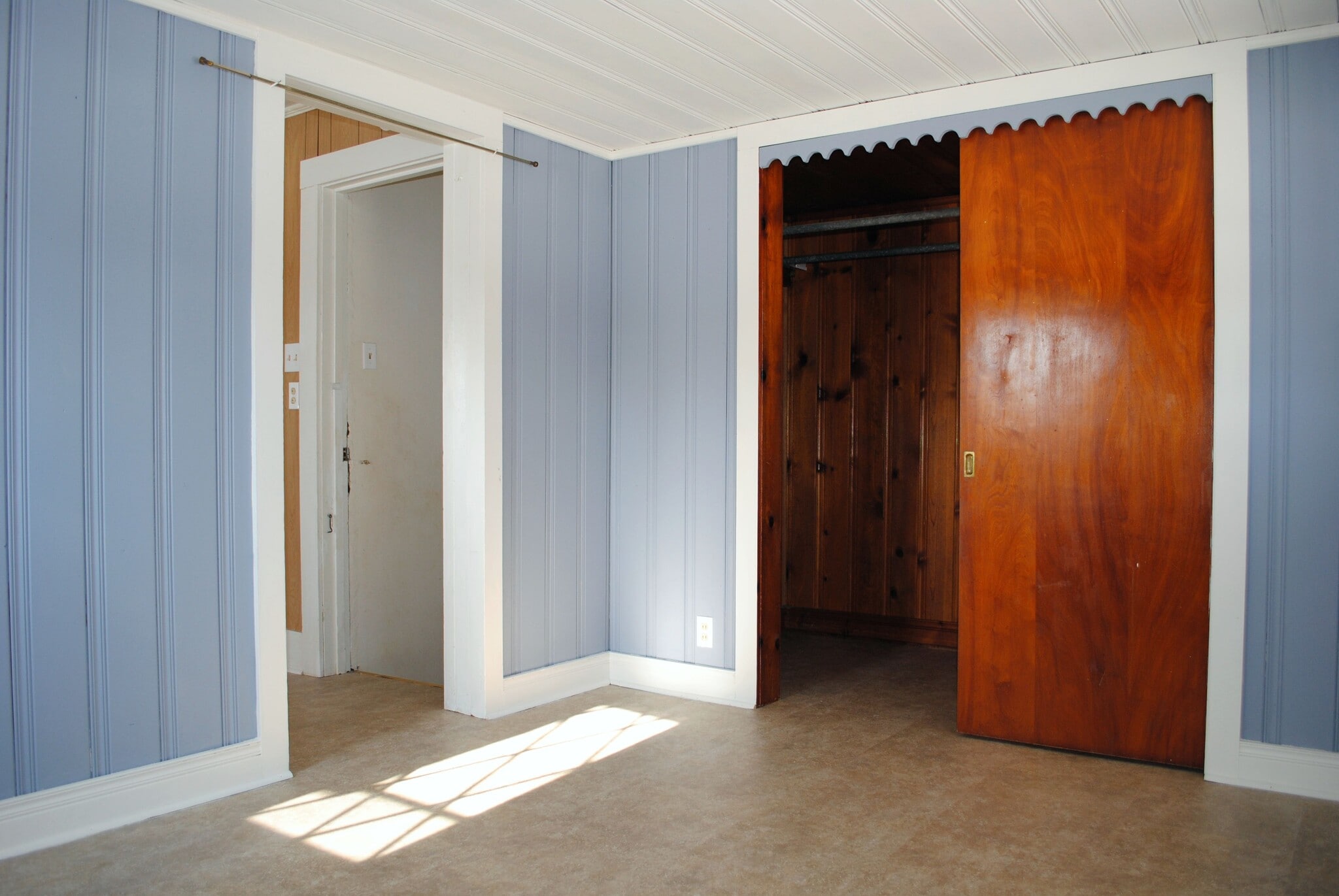 Bonus Room - 1214 N 7th St