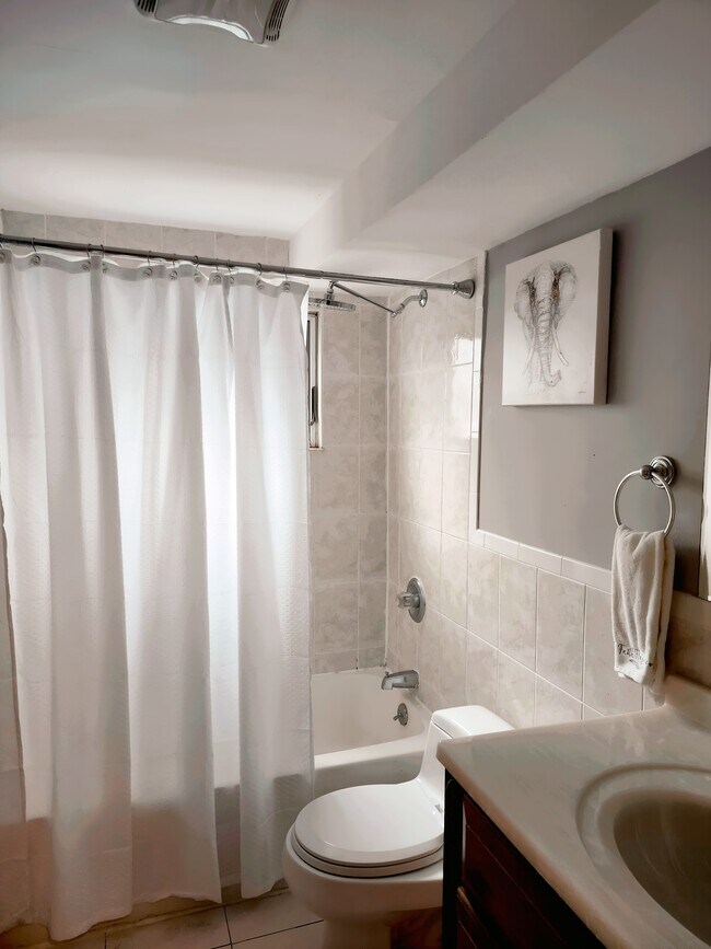 Bathroom - 88 Bedford Rd