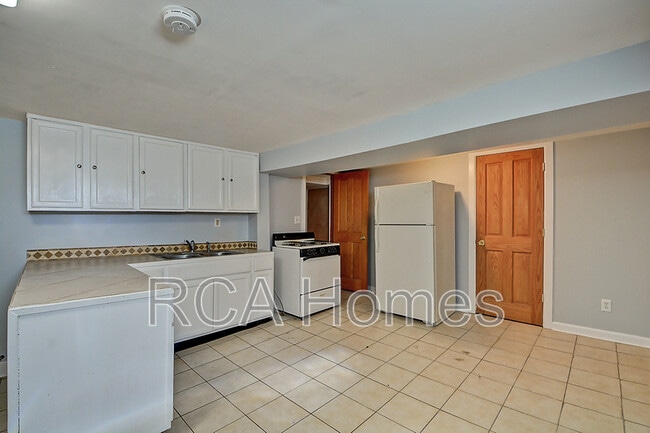 Building Photo - 52 Jenny Ln