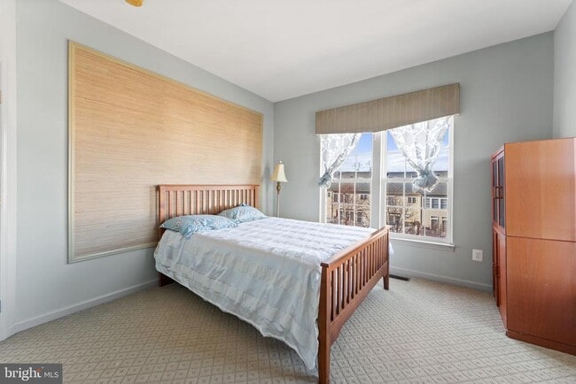 Building Photo - 41888 Inspiration Terrace