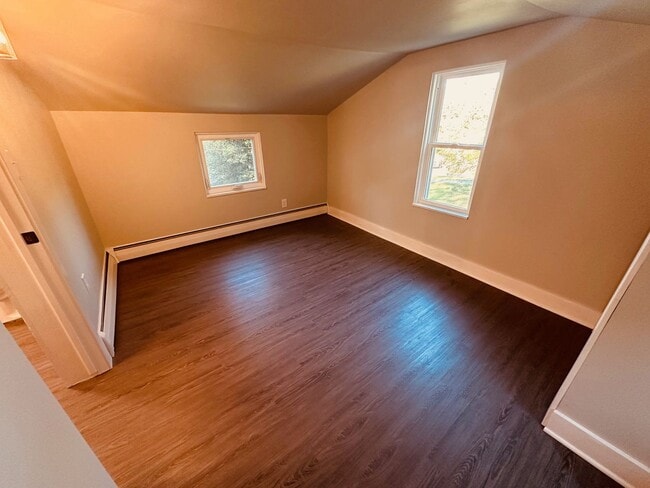 Building Photo - Remodeled Country House