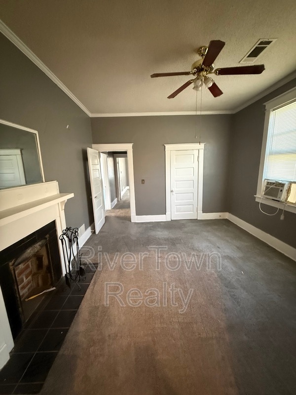 Building Photo - 1169 Tutwiler Ave