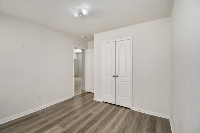 Building Photo - 11106 Panther Ct