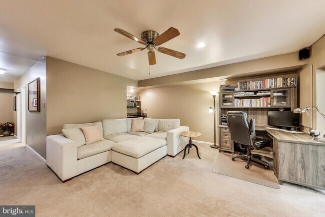 Building Photo - 13630 Cedar Creek Ln