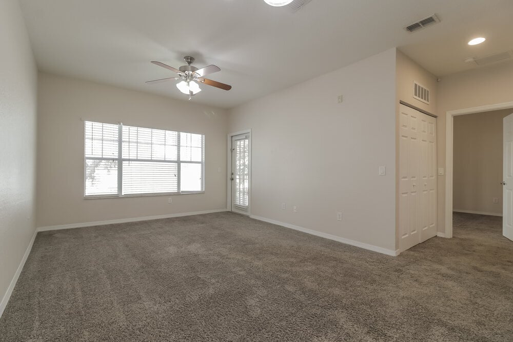 Building Photo - 2586 Grand Central Pkwy