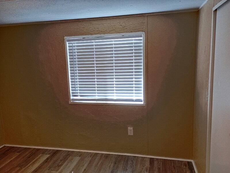 Building Photo - 14006 Bluegill Ln