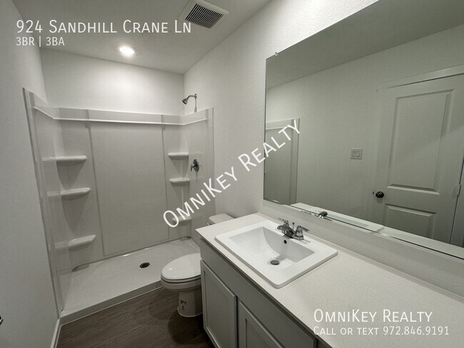 Building Photo - 924 Sandhill Crane Ln