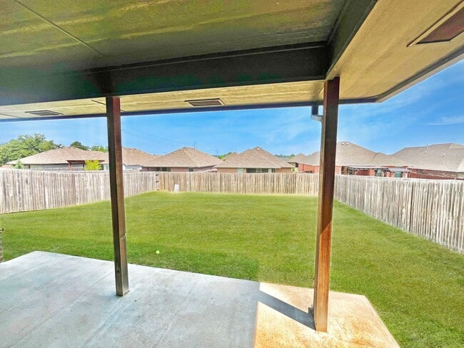 Building Photo - Beautiful 4-Bedroom Home in Edmond – Avail...