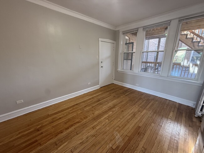 Building Photo - 2206 S 57th Ave