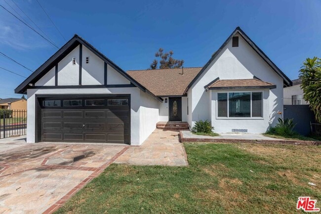 Primary Photo - 2295 W Wardlow Rd