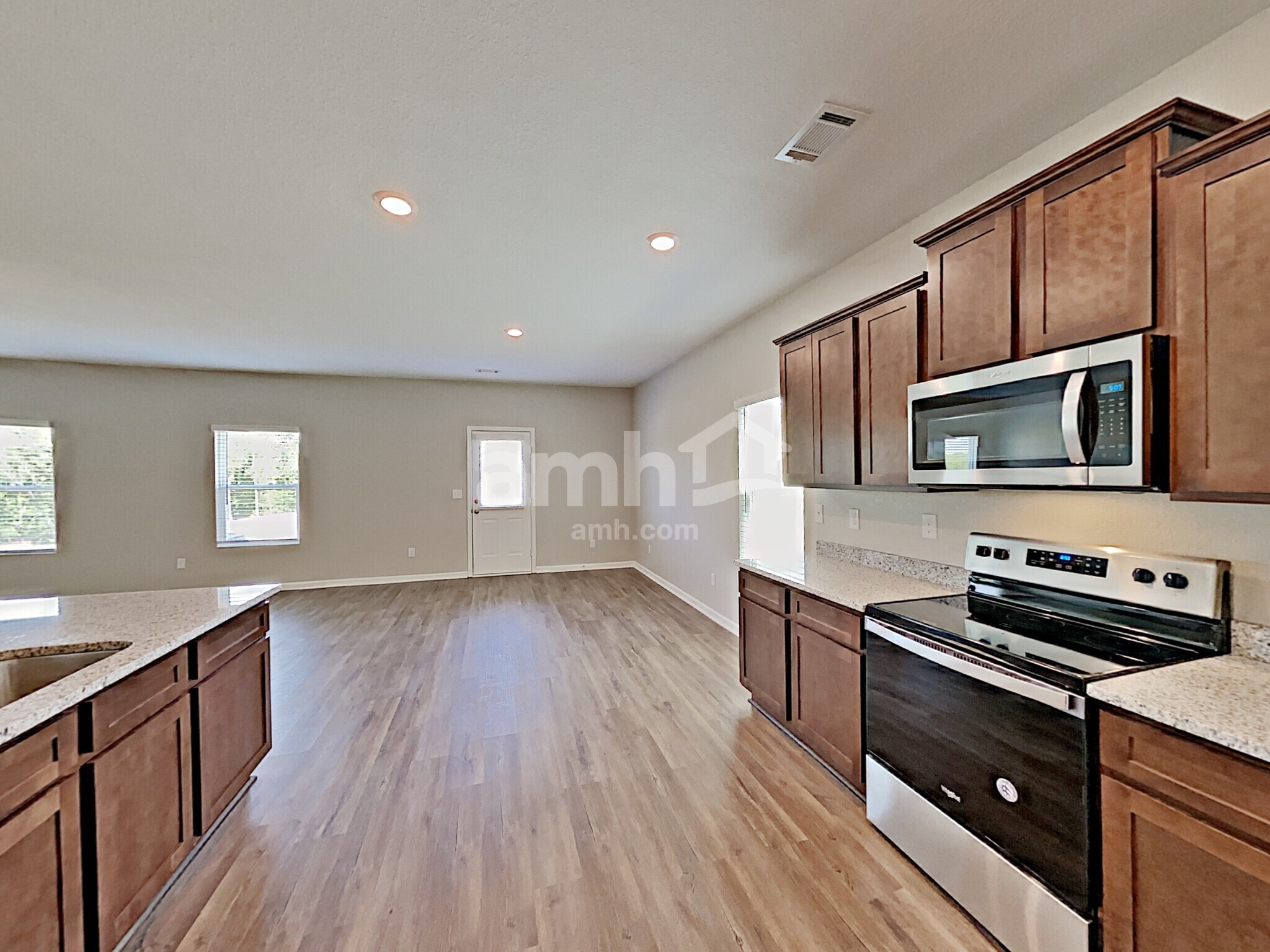 Building Photo - 3420 Ridge Hill Pkwy