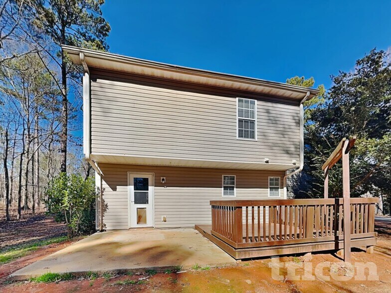 Building Photo - 135 Williams Bluff