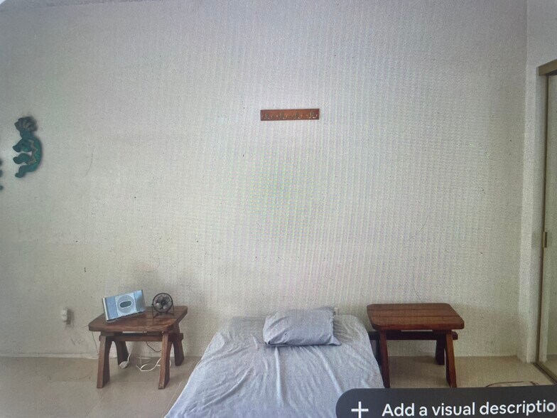 Building Photo - 351 E Thomas Rd