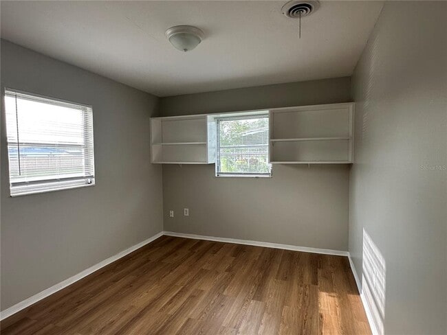 Building Photo - 1014 Park Manor Dr