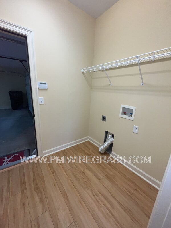 Building Photo - 306 Hidden Creek Cir