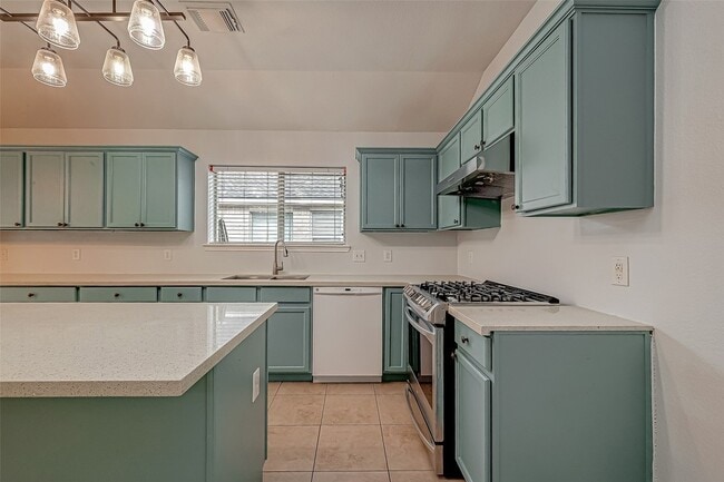 Building Photo - 1922 Bevington Oaks Cir