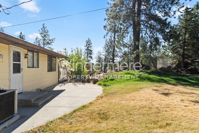 Building Photo - 6622 E 15th Ave