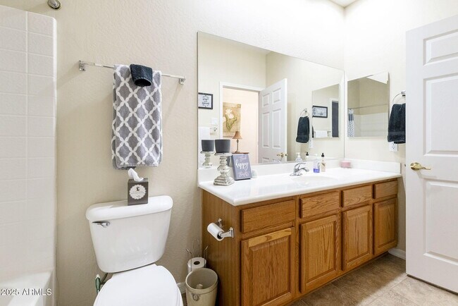 Building Photo - 4202 E Broadway Rd