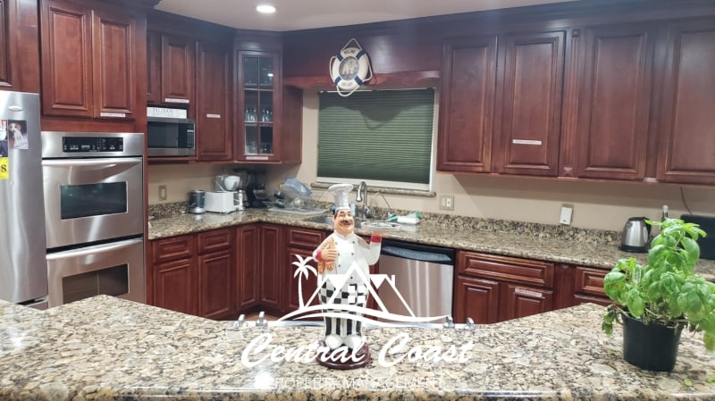 Building Photo - 0 S Hart Dr