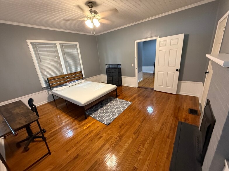 Building Photo - 2015 Old Edisto Dr