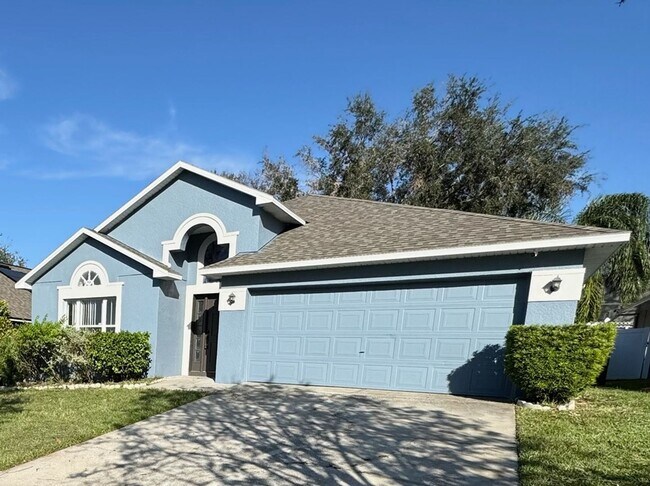 Primary Photo - Beautiful 4 bedrooms 2 baths single family...