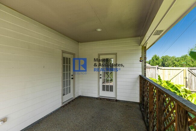 Building Photo - 3 Bed/2 Bath Home in Reservoir East of Brandon