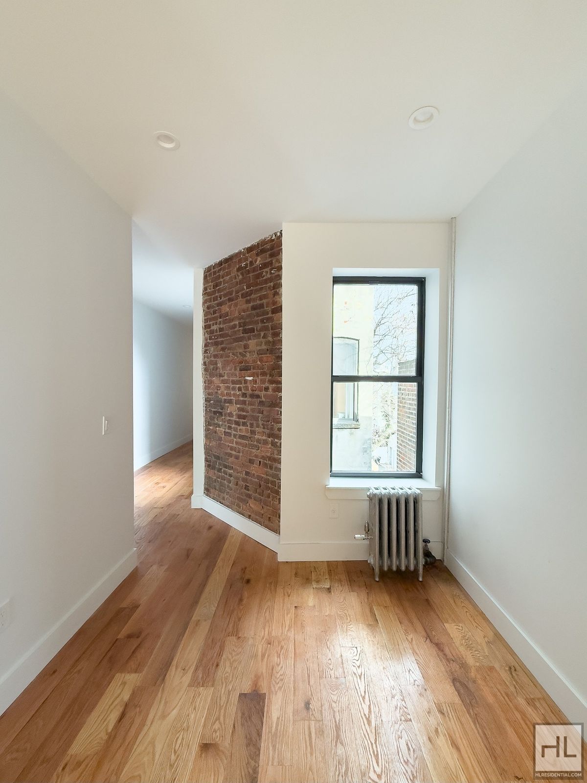 Building Photo - PROSPECT PLACE / Spacious Crown Heights Renovated 3-Bed 2-Bath / No Fee