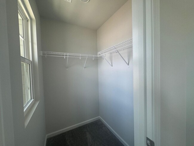 Building Photo - First Level bedroom! Amazing amenities! A ...