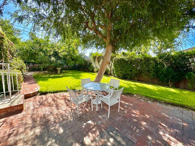 Building Photo - 2544 N Keystone St