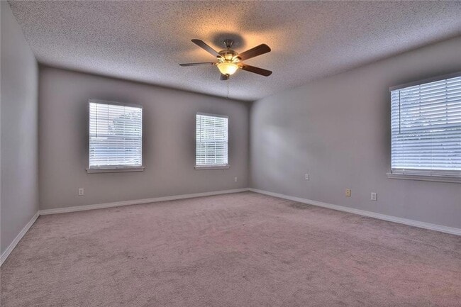 Building Photo - 110 Burrwood Dr