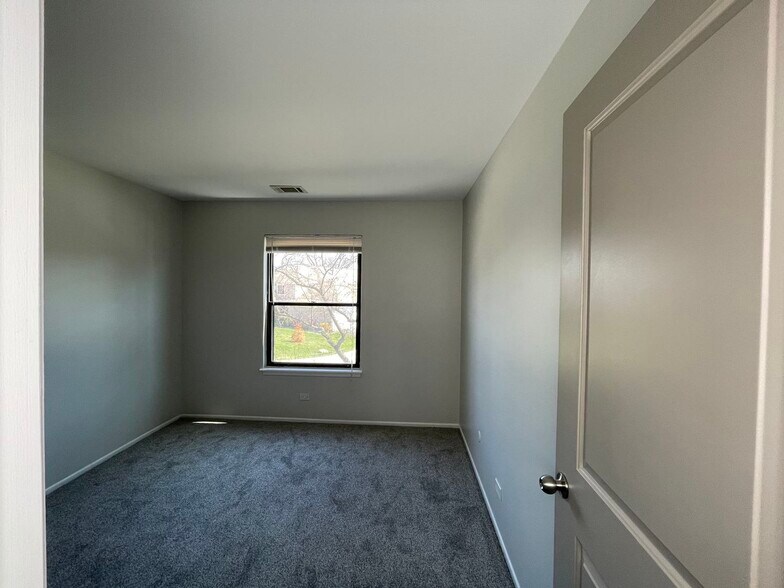 Building Photo - 96 Marble Hill Ct