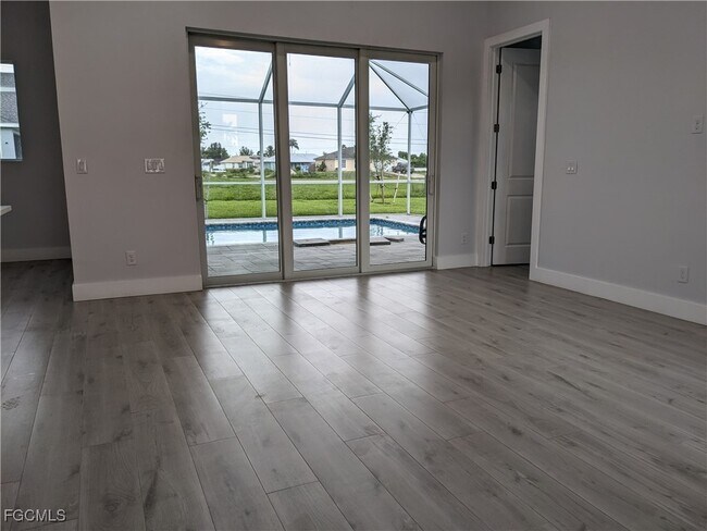 Building Photo - 3027 SW 16th Pl