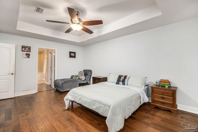 Building Photo - 5202 English Oak Dr