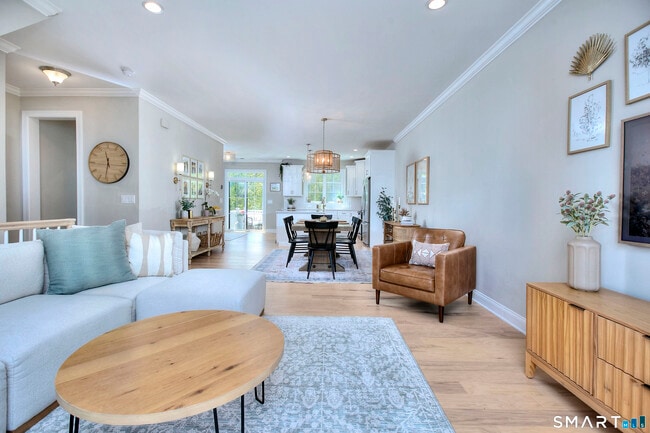 Building Photo - 89 Brentwood Cir