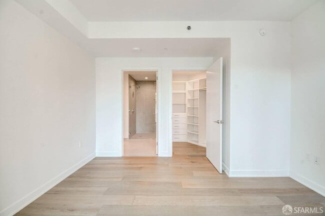 Building Photo - 280 Spear St