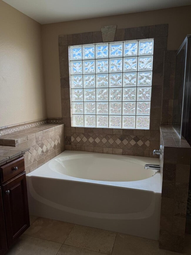 Building Photo - 3436 E Casa Mader Dr