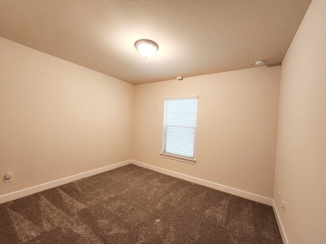 Building Photo - 10717 Madden Oaks Pl