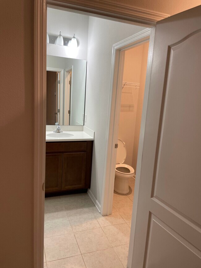 Building Photo - 64 Seastar Ct