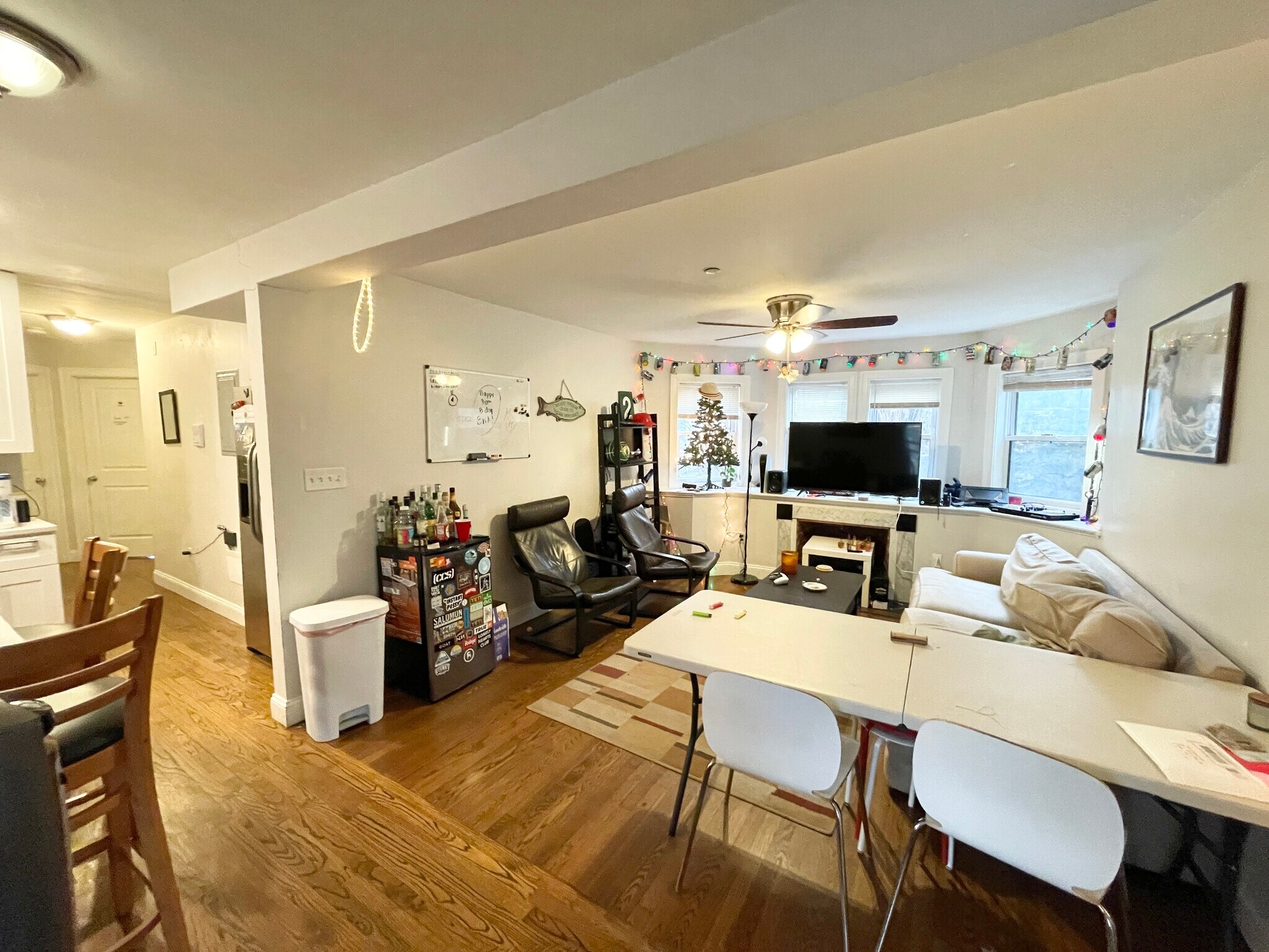 Building Photo - 800 Parker St