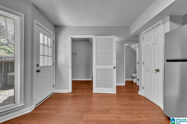 Building Photo - 4728 Cheshire Cir