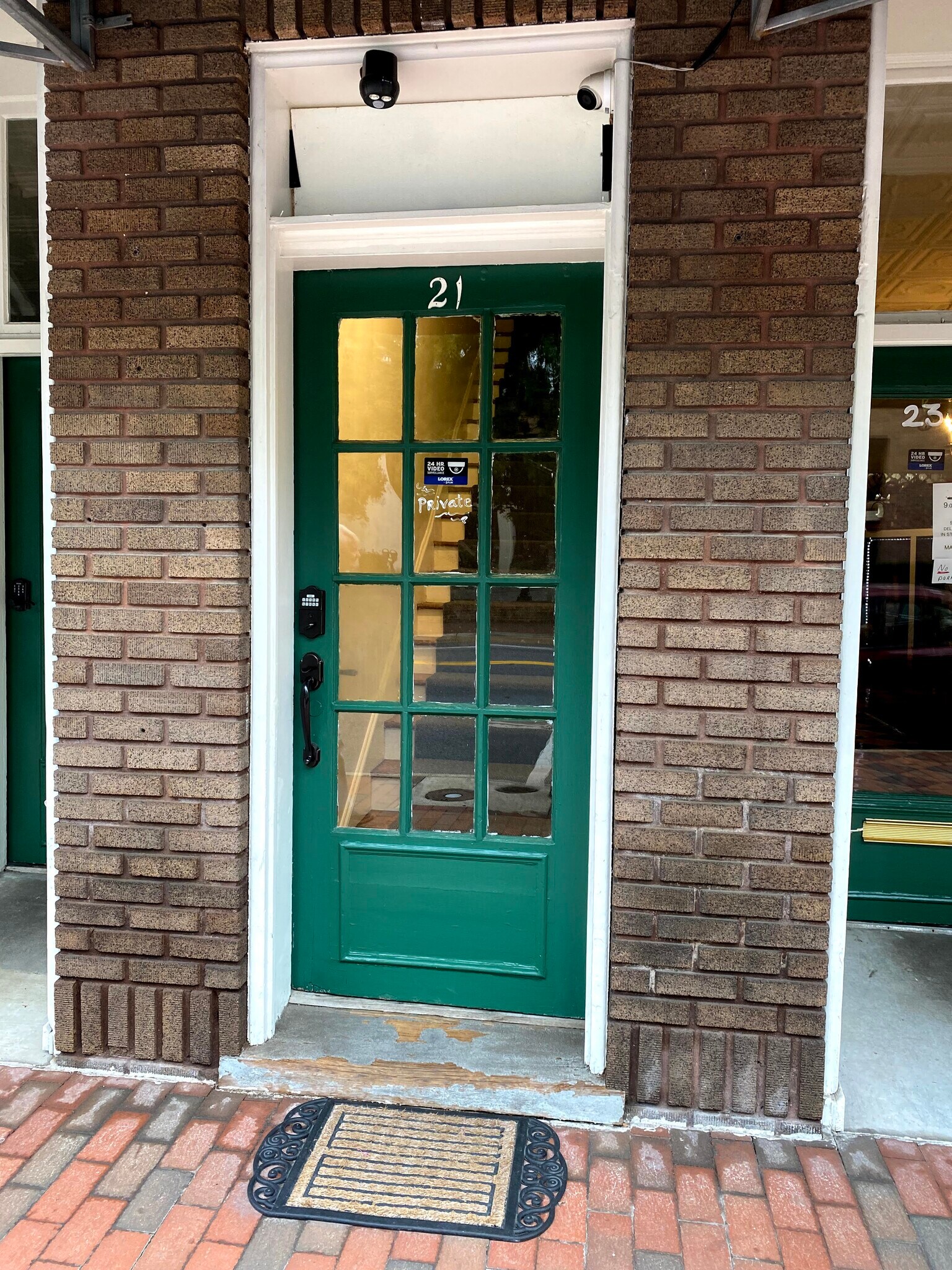 Camera/security Lock Front Door - 21 N Braddock St