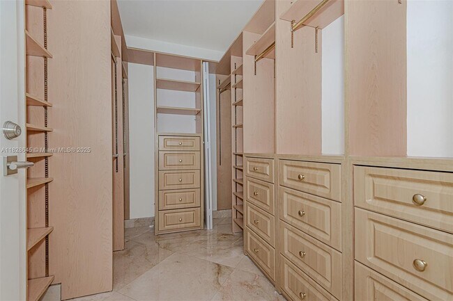 Building Photo - 4779 Collins Ave