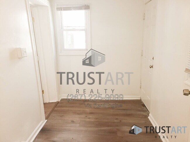 Building Photo - 4917 Greene St