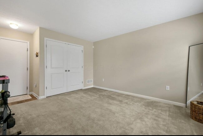Building Photo - 389 Laurel Creek St